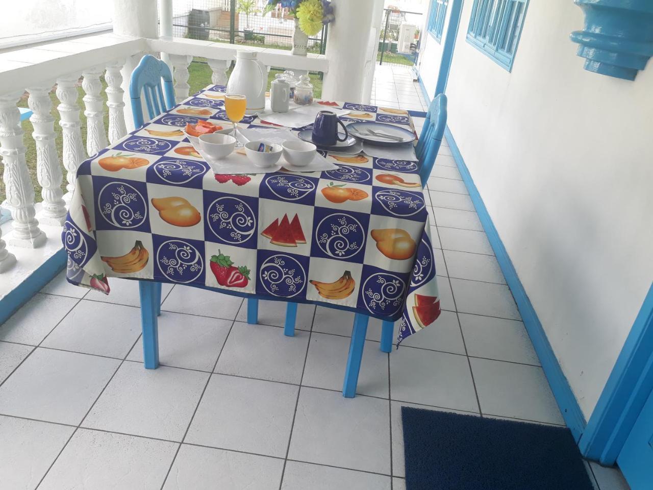 Le Chateau Bleu Anse aux Pins Extérieur photo